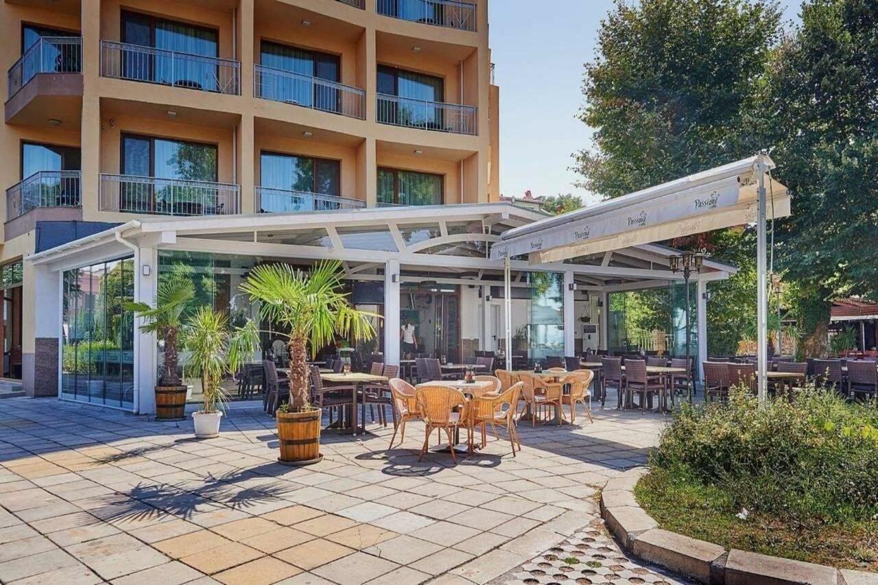Paradise Hotel & Relax Center 3* Pomorie