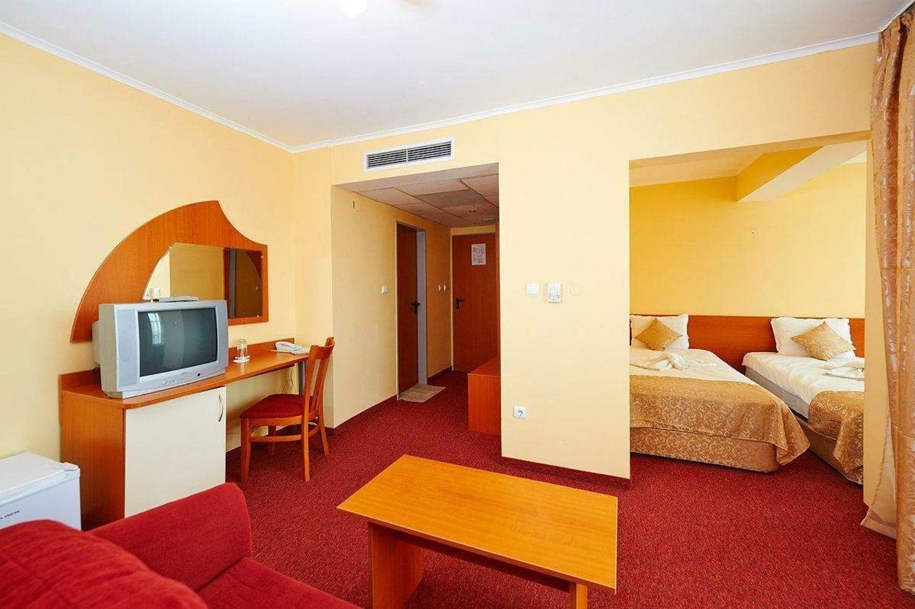 Paradise Hotel & Relax Center 3* Pomorie