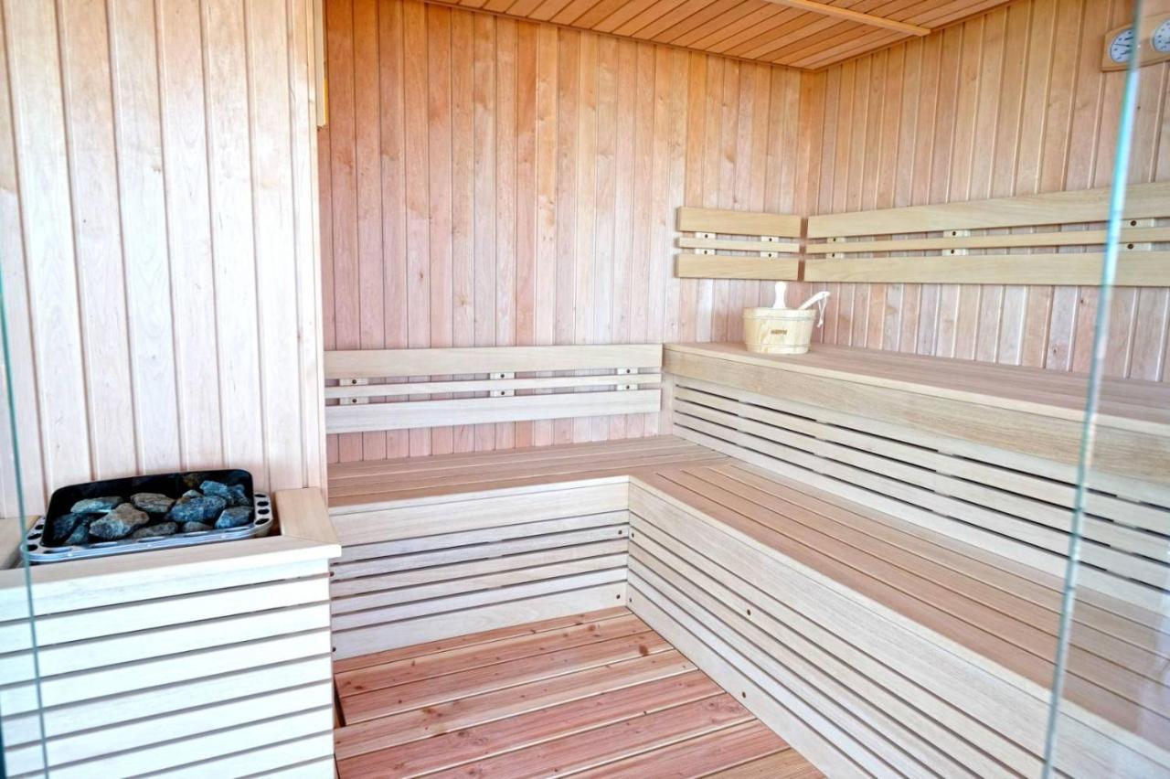 Paradise Hotel & Relax Center 3* Pomorie