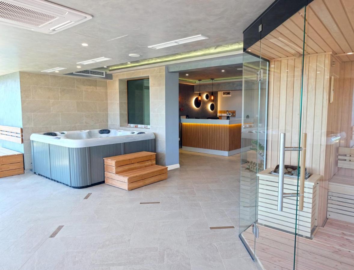 Paradise Hotel & Relax Center 3* Pomorie