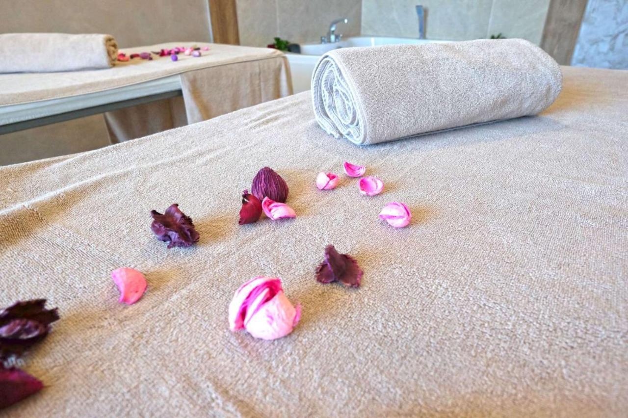 Paradise Hotel & Relax Center Hotel Pomorie