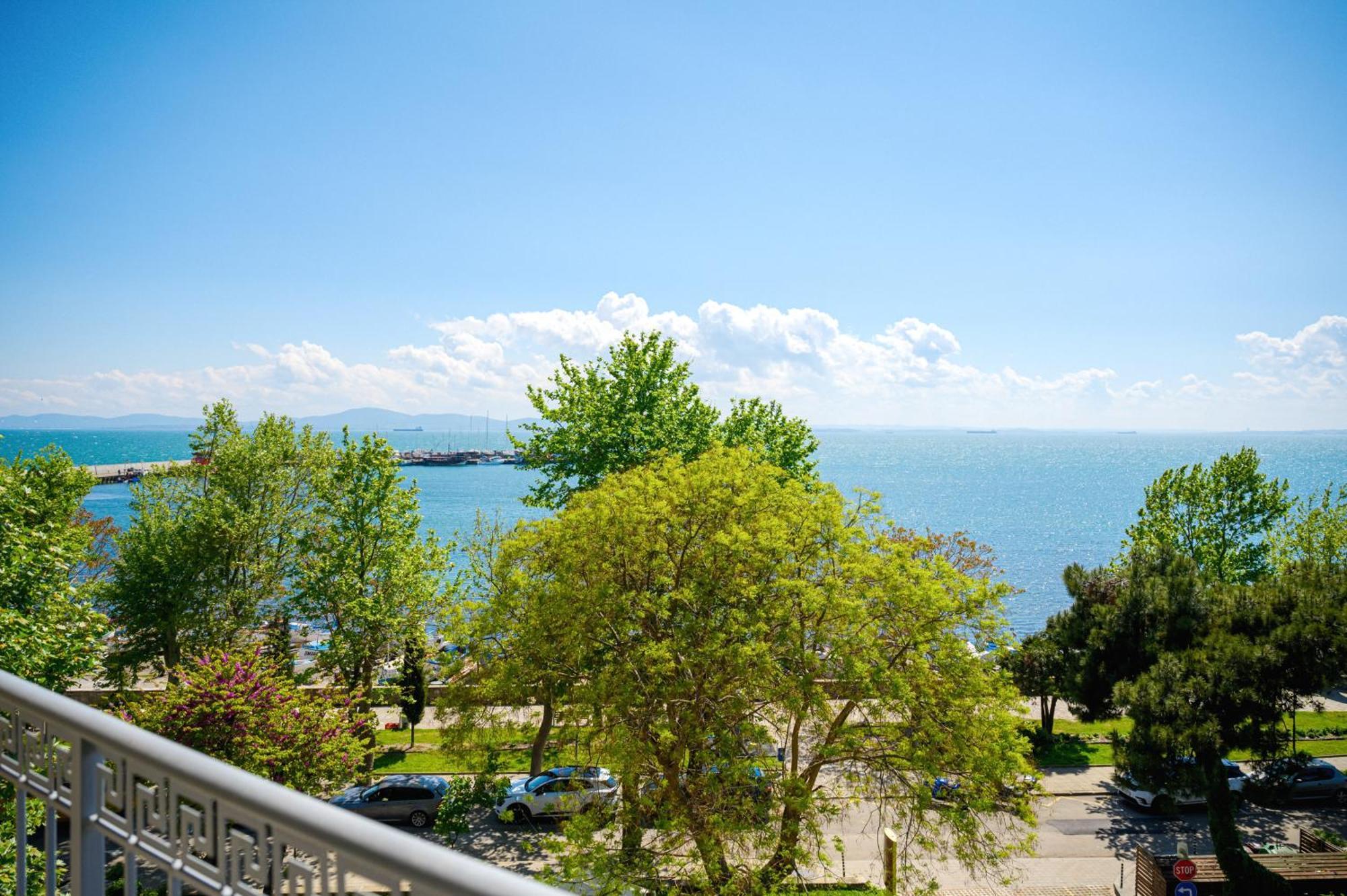 Paradise Hotel & Relax Center Hotel Pomorie