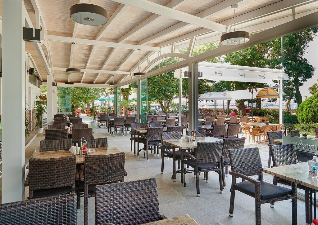 Paradise Hotel & Relax Center Hotel Pomorie
